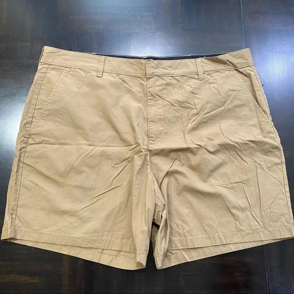 ROUTE 66 MENS Khaki Chino Shorts Size 42 100% Cotton 4 Pockets Beige NWOT.